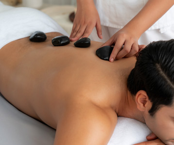 Massatge amb pedres Massatge amb pedres
